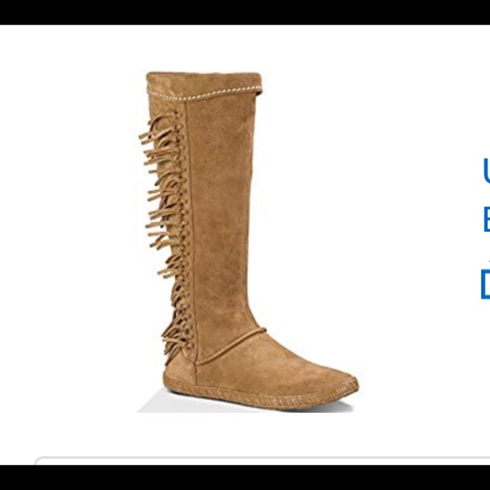 UGG EUC Mammoth fringe knee boots. Side zipper